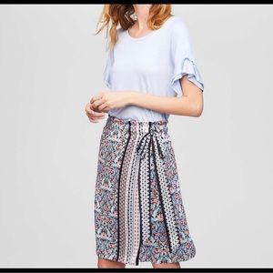 LOFT Floral Print Side Tie Elastic

Waist Wrap Skirt Size: M